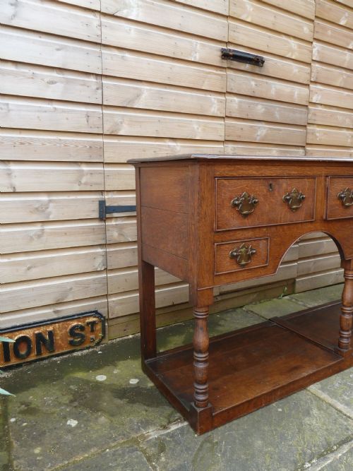 GEORGIAN OAK DRESSER BASE - ADDITIONAL PHOTO 2