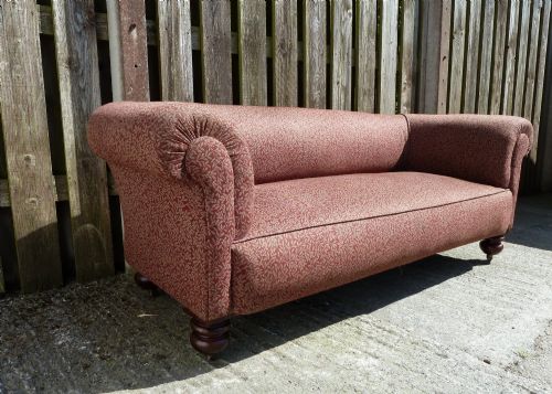 VICTORIAN CHESTERFIELD SOFA - ADDITIONAL PHOTO 2