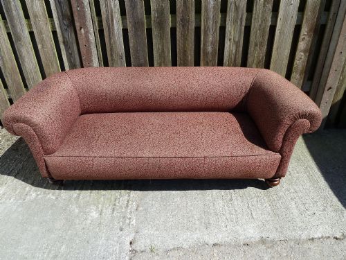 VICTORIAN CHESTERFIELD SOFA - ADDITIONAL PHOTO 3