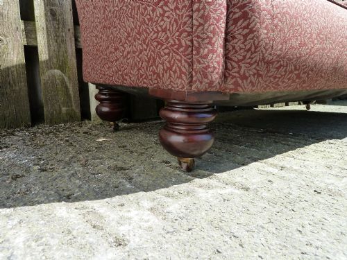 VICTORIAN CHESTERFIELD SOFA - ADDITIONAL PHOTO 5