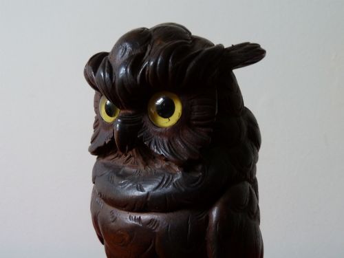 FINE QUALITY BLACK FOREST OWL INKWELL - ADDITIONAL PHOTO 10