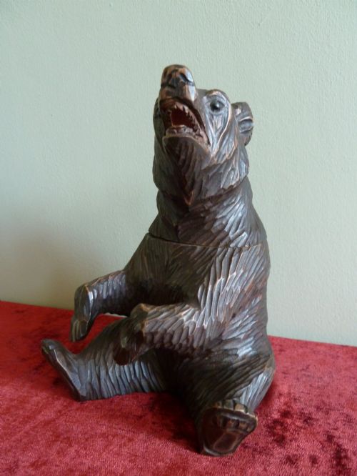 BLACK FOREST BEAR TABACCO HOLDER
