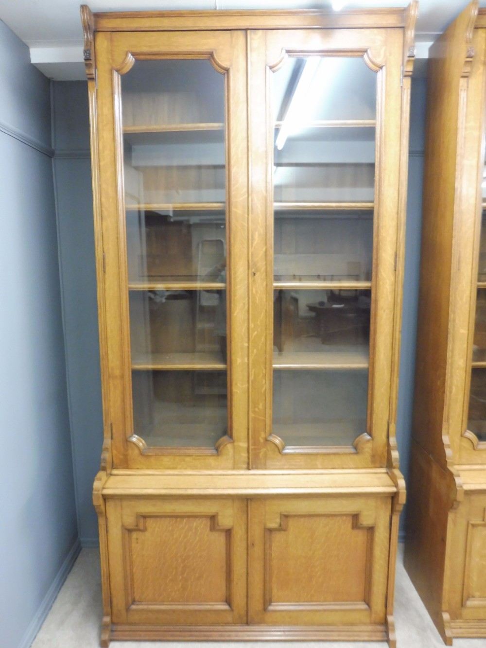 SUPERB PAIR OF VICTORIAN COUNTRY HOUSE LIBRARY BOOKCASES CIRCA 1890 View IV