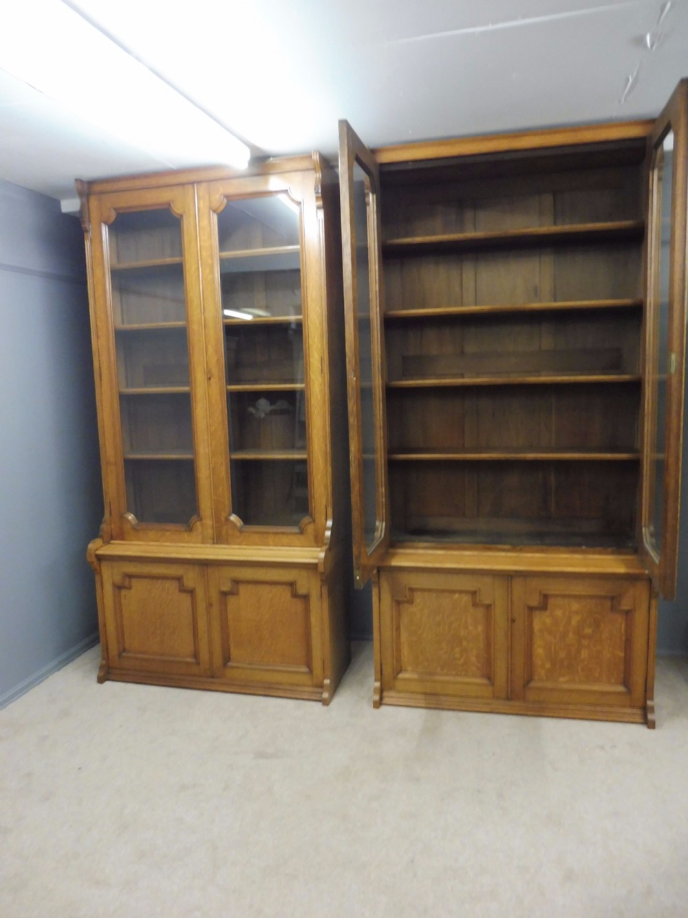SUPERB PAIR OF VICTORIAN COUNTRY HOUSE LIBRARY BOOKCASES CIRCA 1890 View VII