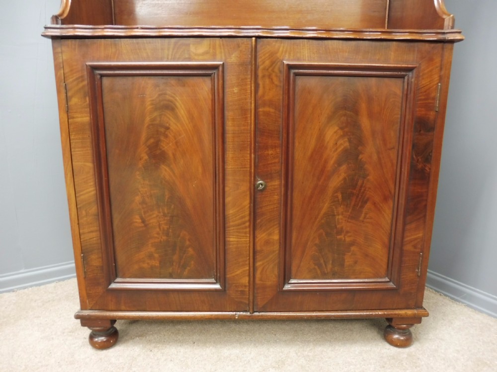 SUPERB PAIR OF VICTORIAN WATERFALL MAHOGANY BOOKCASES CIRCA 1860 View VI