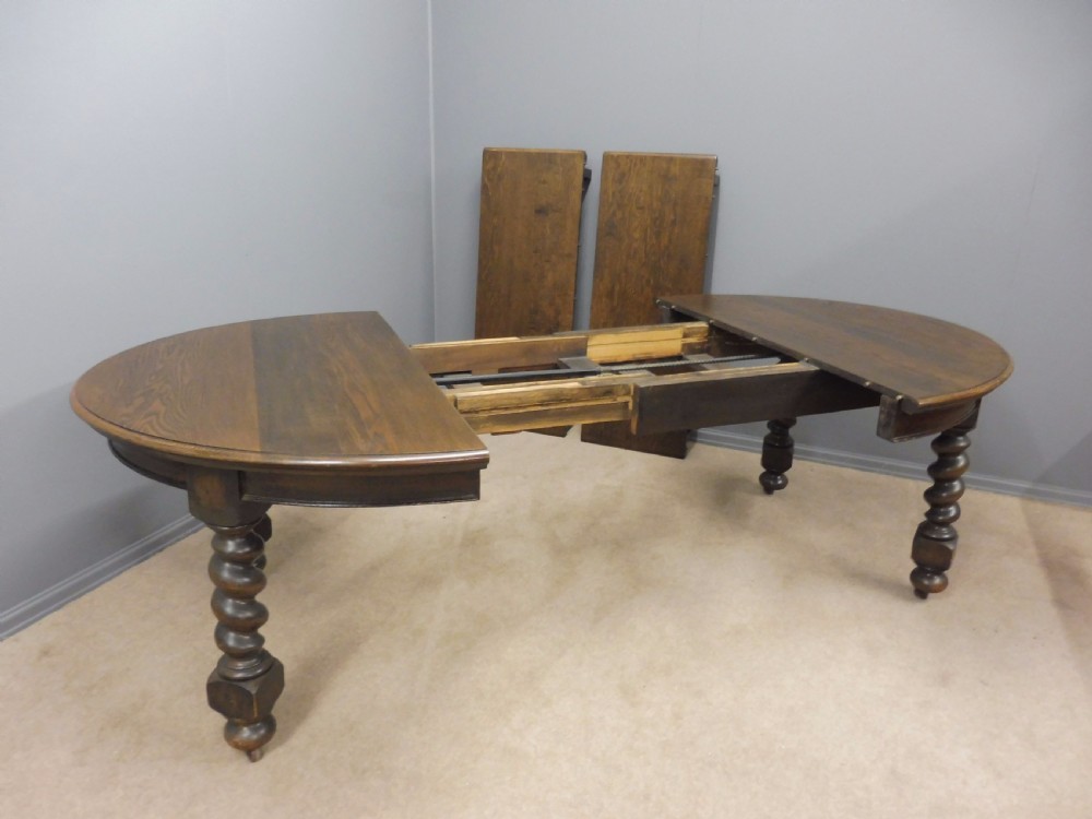 VICTORIAN OAK BARLEY TWIST LEG EXTENDING WIND OUT DINING TABLE SEATS UP TO 8 CIRCA 1890 View VIII