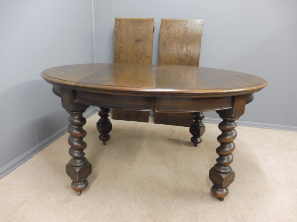VICTORIAN OAK BARLEY TWIST LEG EXTENDING WIND OUT DINING TABLE SEATS UP TO 8 CIRCA 1890 View IX