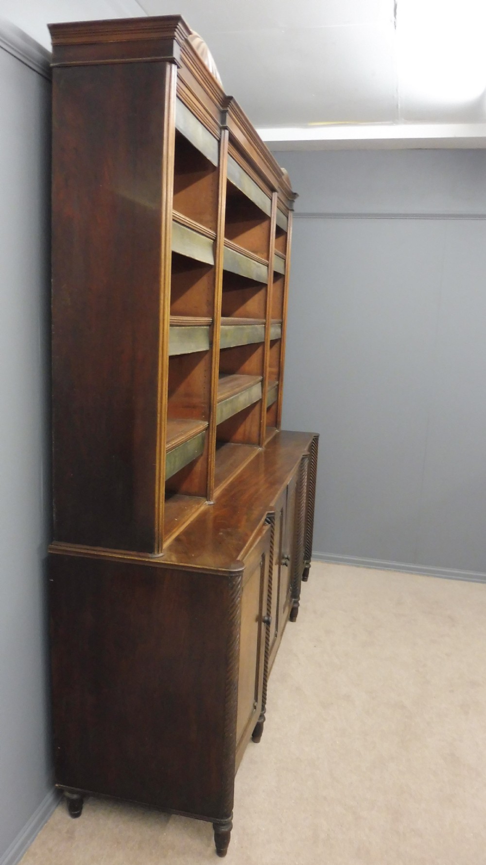 LARGE BEAUTIFUL MAHOGANY COUNTRY HOUSE LIBRARY BOOKCASE CIRCA 1810 View VIII