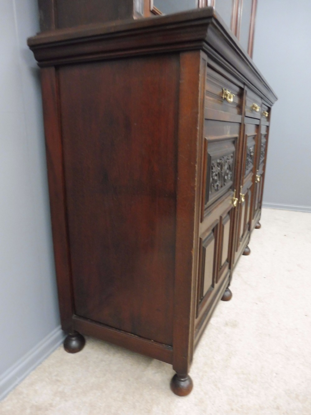 LARGE VICTORIAN WALNUT COUNTRY HOUSE LIBRARY BOOKCASE CIRCA 1880 View VI