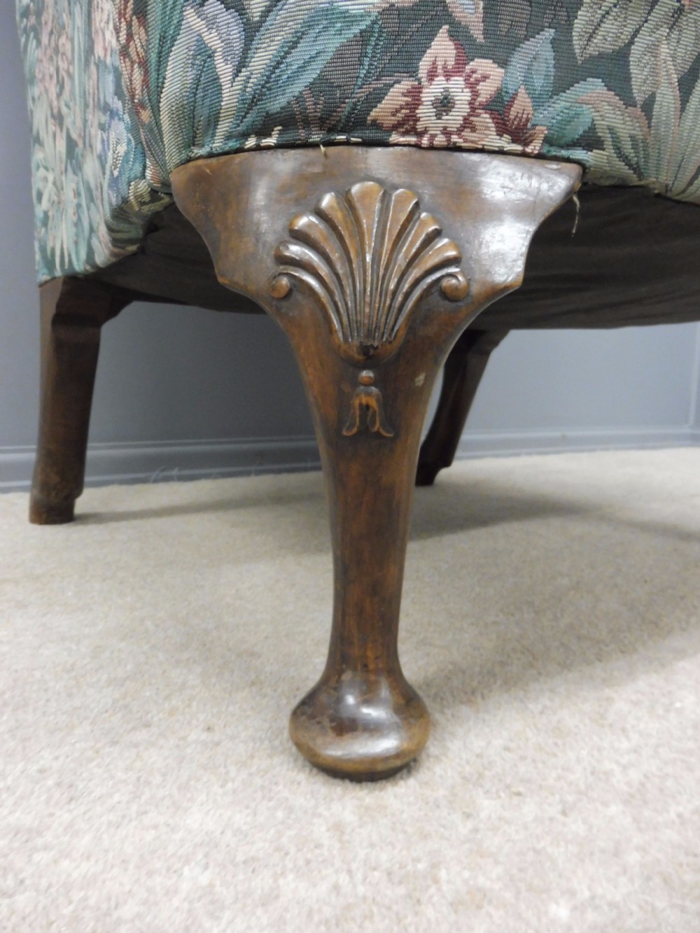 VICTORIAN WINGED ARMCHAIR CIRCA 1900 View V