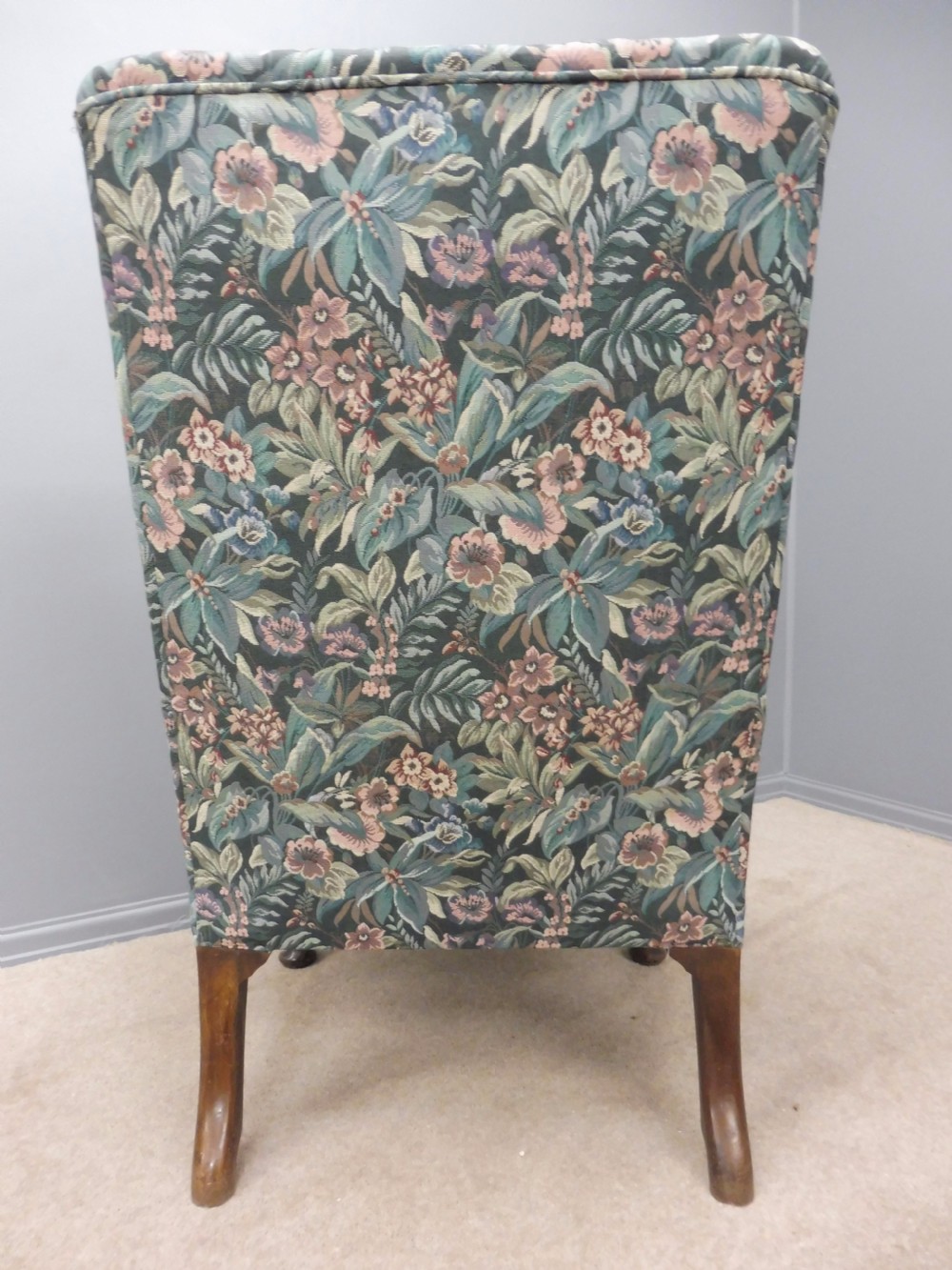 VICTORIAN WINGED ARMCHAIR CIRCA 1900 View VII