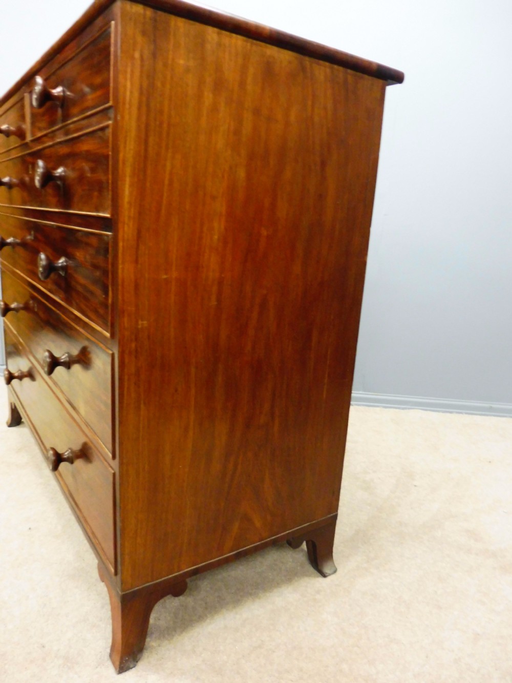 GEORGIAN MAHOGANY CHEST OF DRAWERS CIRCA 1800 View VII