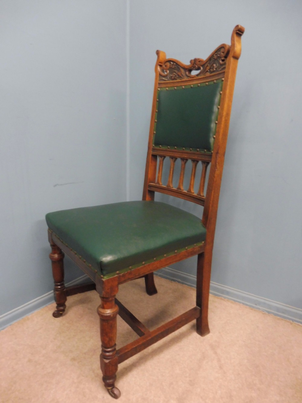 SET OF 10 HIGH BACKED 19th CENTURY OAK DINING CHAIRS CIRCA View VI