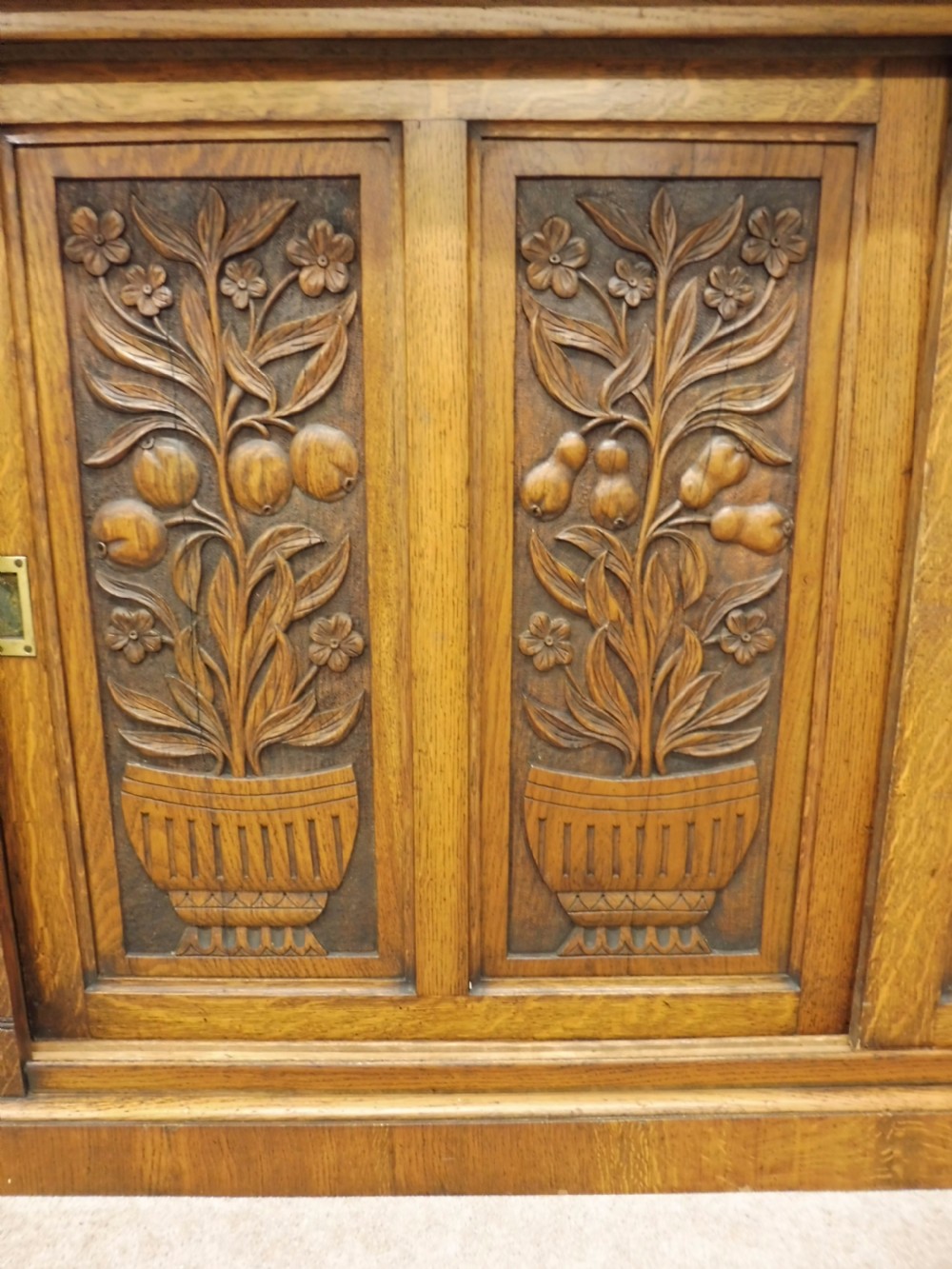 LARGE OAK OPEN TOP BOOKCASE WITH CARVED FRUIT TREE DOORS CIRCA 1900 View VIII