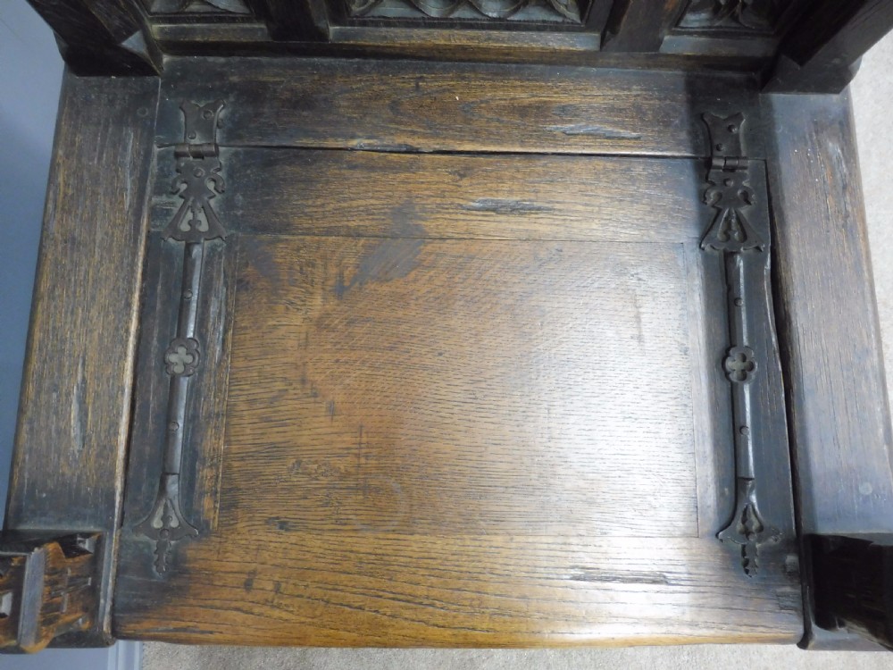 ABSOLUTELY STUNNING 19th CENTURY OAK GOTHIC BOX CHAIR CIRCA 1880 View IX