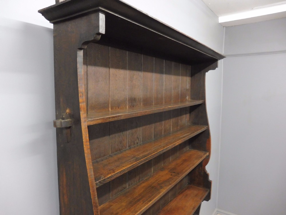 UNUSUAL LARGE OAK ARTS AND CRAFTS BOOKCASE View III