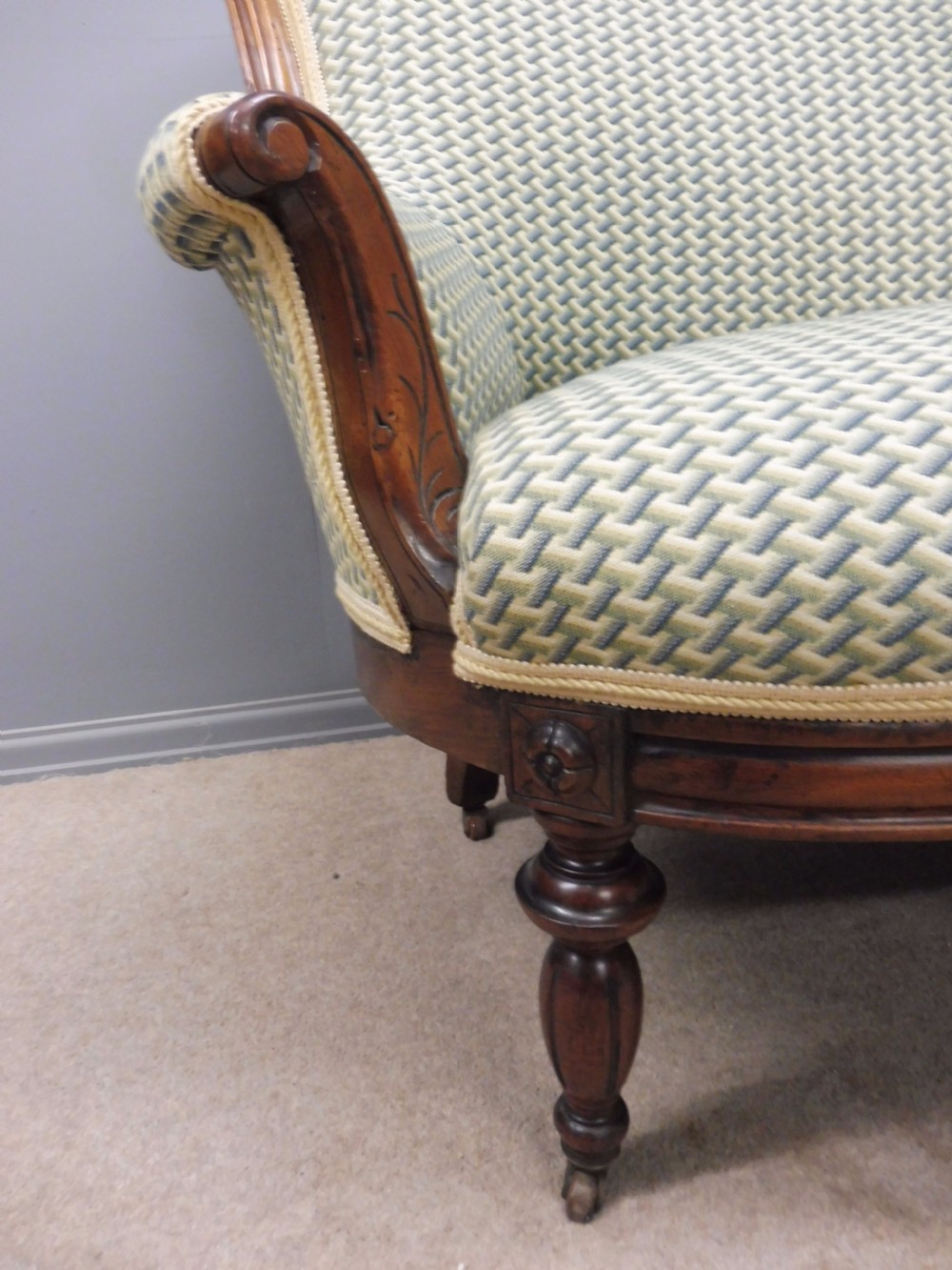VICTORIAN OAK SHOW FRAME SOFA View VI