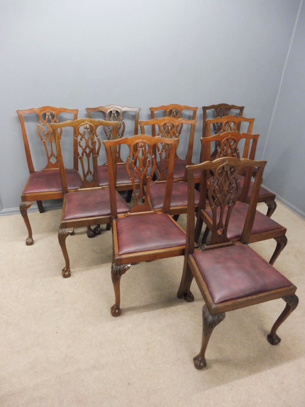 SET OF 10 CHIPPENDALE STYLE MAHOGANY DINING CHAIRS CIRCA 1900 View II