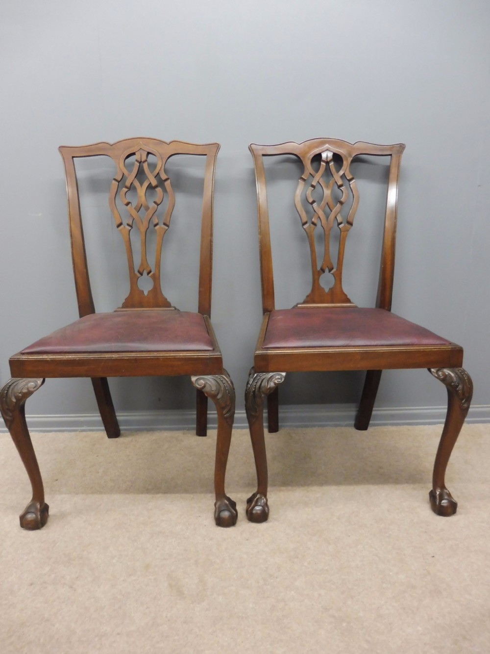 SET OF 10 CHIPPENDALE STYLE MAHOGANY DINING CHAIRS CIRCA 1900 View III