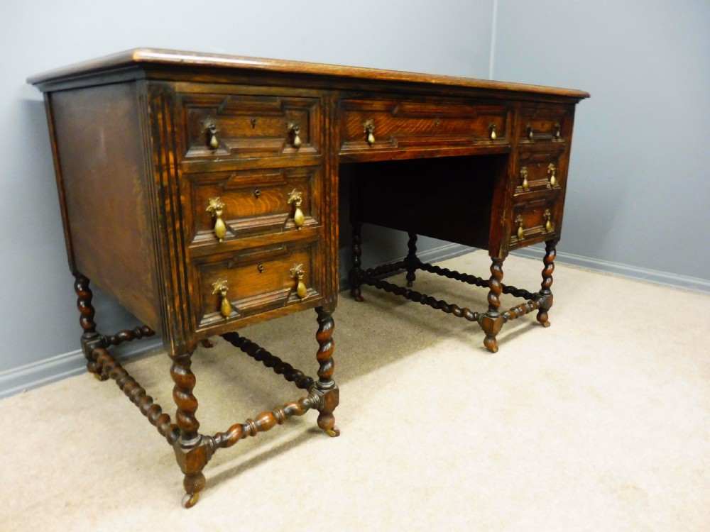 EDWARDIAN OAK PEDESTAL DESK WITH INSET TOOLED LEATHER View II