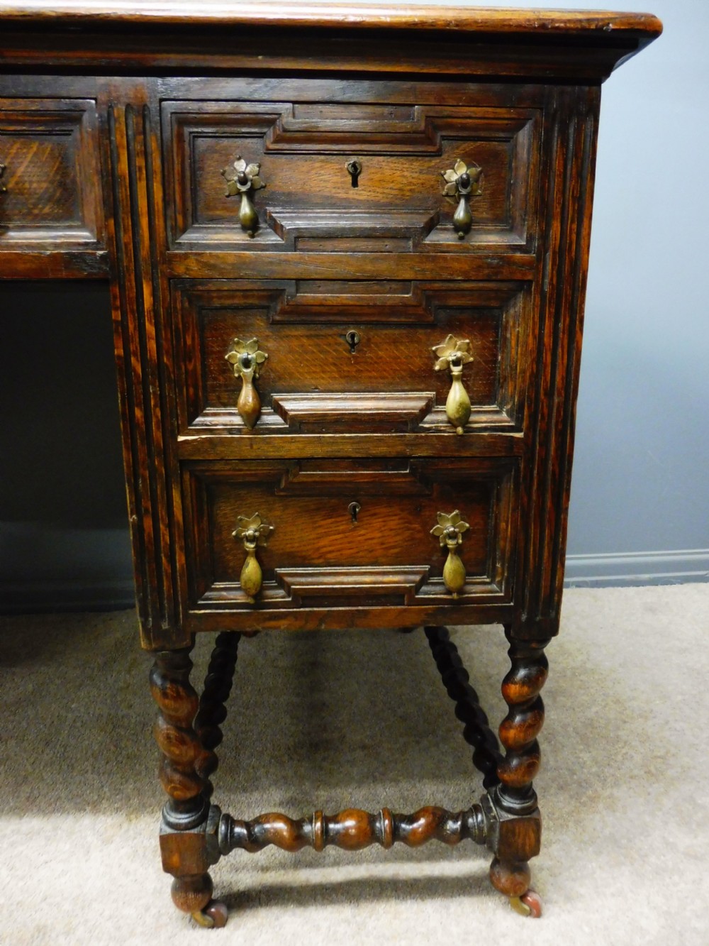 EDWARDIAN OAK PEDESTAL DESK WITH INSET TOOLED LEATHER View V