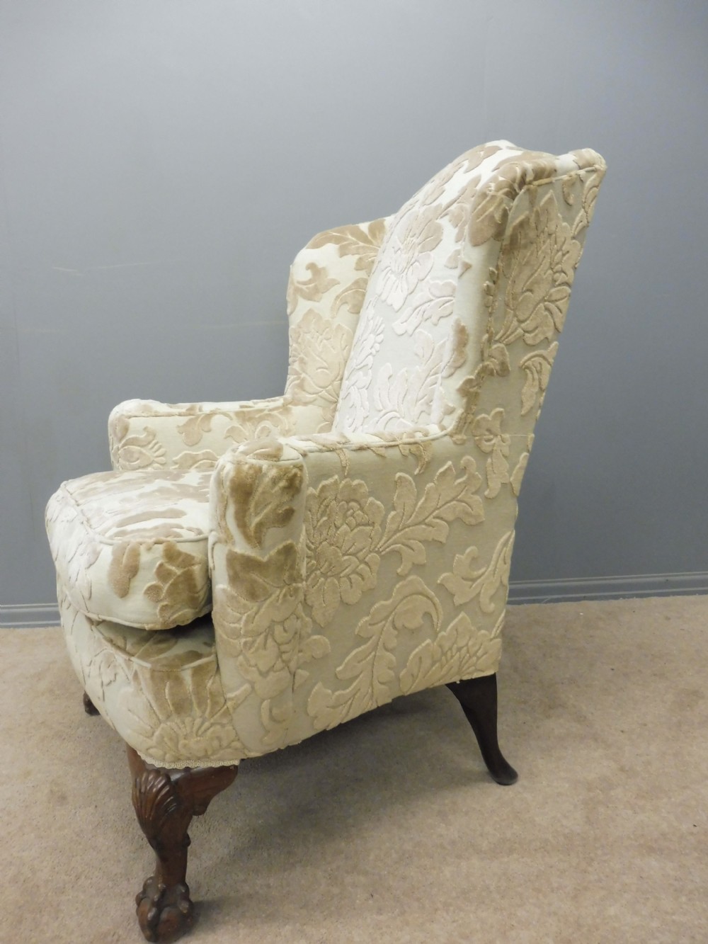 CLASSIC PAIR OF GEORGIAN STYLE ARMCHAIRS CIRCA 1920 View IX