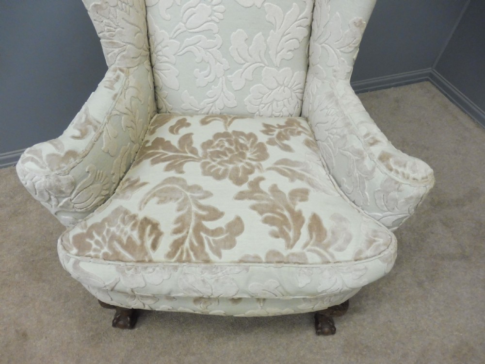 CLASSIC PAIR OF GEORGIAN STYLE ARMCHAIRS CIRCA 1920 View X