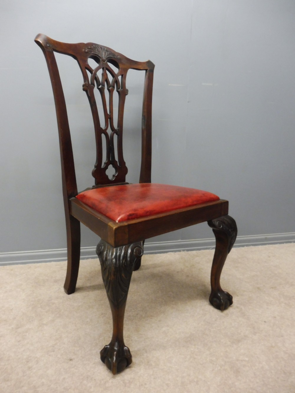 SET OF 8 GOOD QUALITY CHIPPENDALE DESIGN DINING CHAIRS CIRCA 1900 View VI