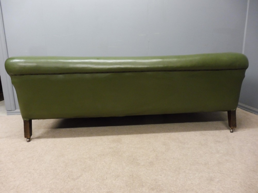 VICTORIAN CHESTERFIELD SOFA View VIII