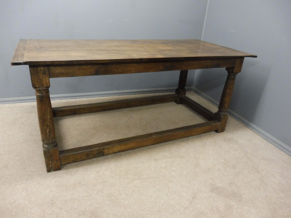 ANTIQUE OAK 3 PLANK DINING TABLE CIRCA 1800 View II