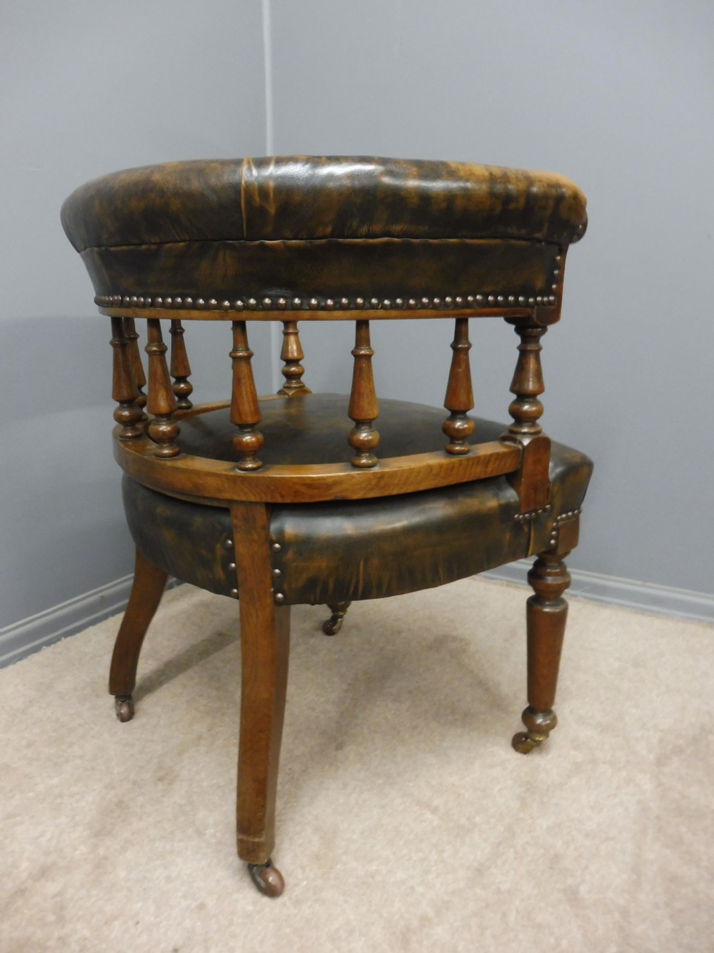 VICTORIAN OAK AND LEATHER DESK OR LIBRARY CHAIR View VII
