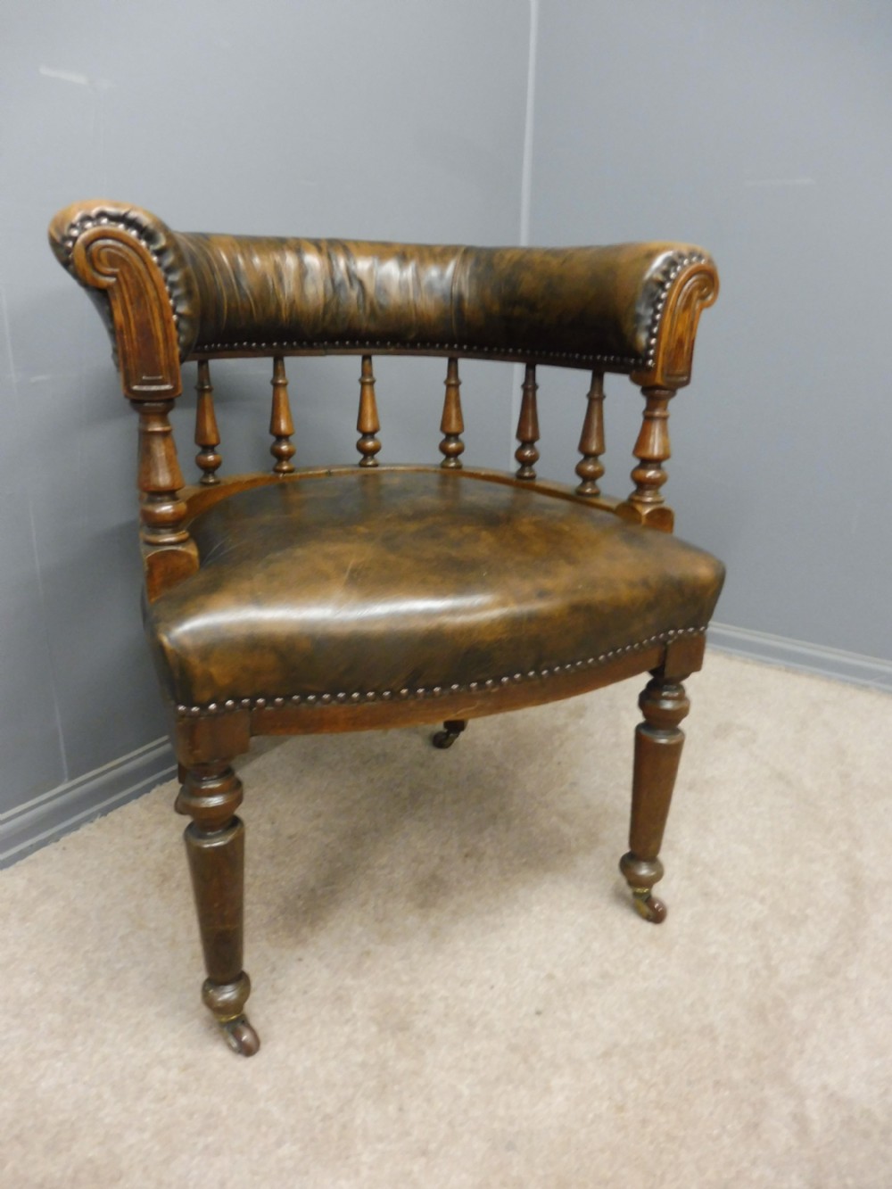 VICTORIAN OAK AND LEATHER DESK OR LIBRARY CHAIR View XII