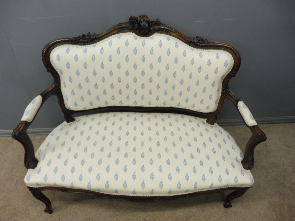 19TH CENTURY SMALL FRENCH WALNUT SOFA View X