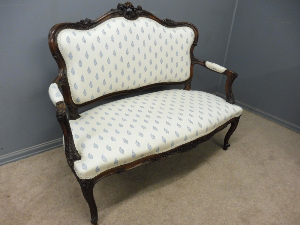 19TH CENTURY SMALL FRENCH WALNUT SOFA View XII