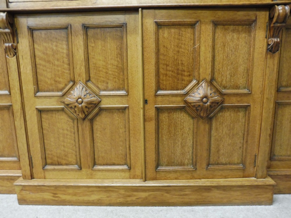 LARGE VICTORIAN OAK BREAKFRONT LIBRARY BOOKCASE View XI