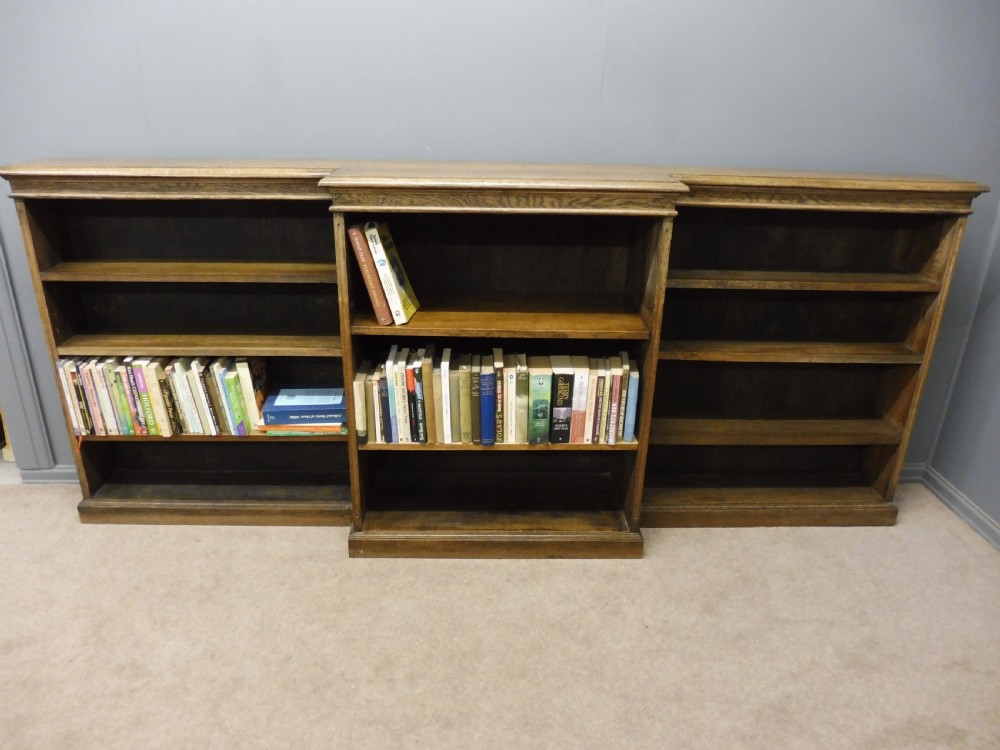LONG EDWARDIAN OAK BREAKFRONT BOOKCASE View II
