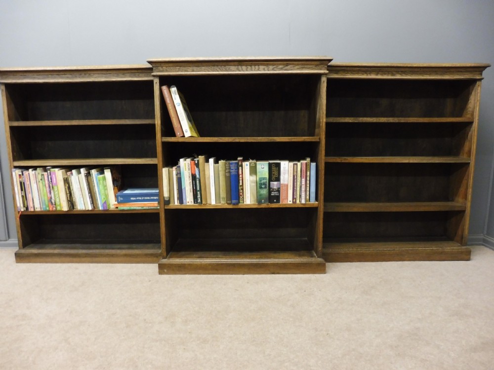 LONG EDWARDIAN OAK BREAKFRONT BOOKCASE View V