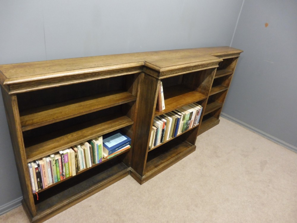 LONG EDWARDIAN OAK BREAKFRONT BOOKCASE View IX
