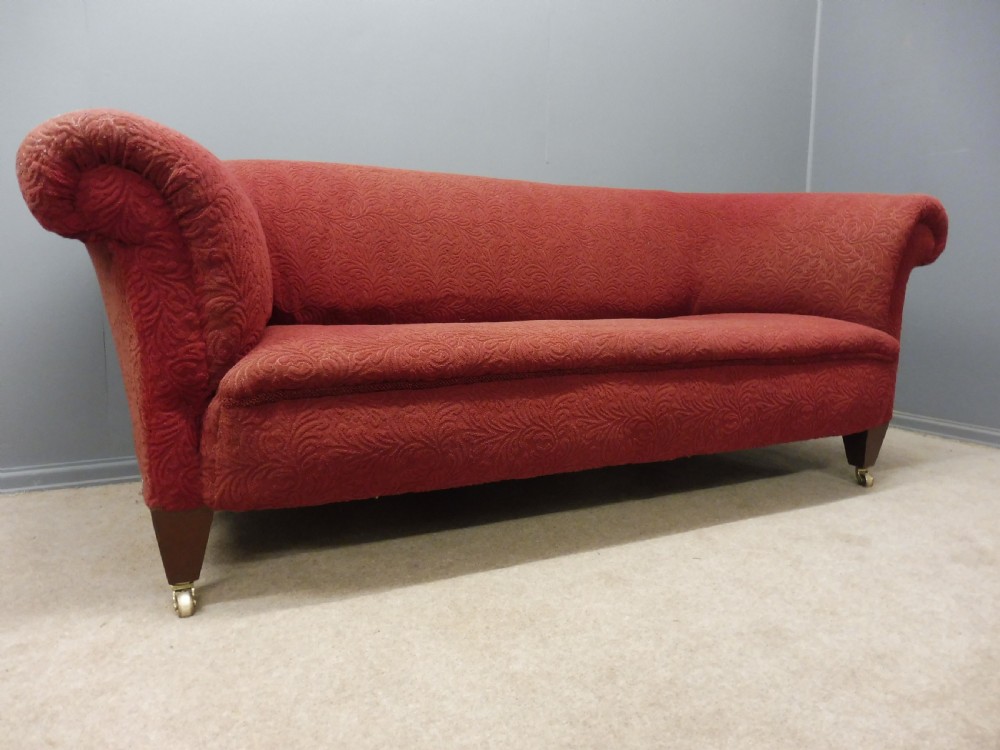 VICTORIAN CHESTERFIELD SOFA 