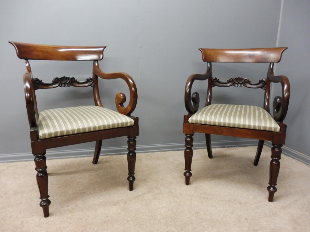 A VERY GOOD PAIR OF REGENCY MAHOGANY ELBOW CHAIRS