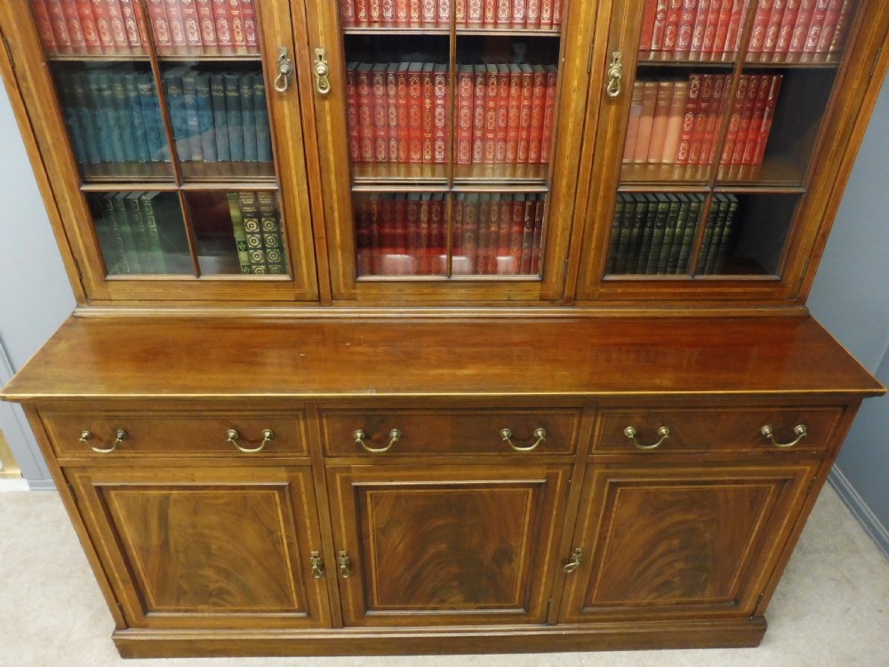 EDWARDIAN MAHOGANY INLAID LIBRARY BOOKCASE View V