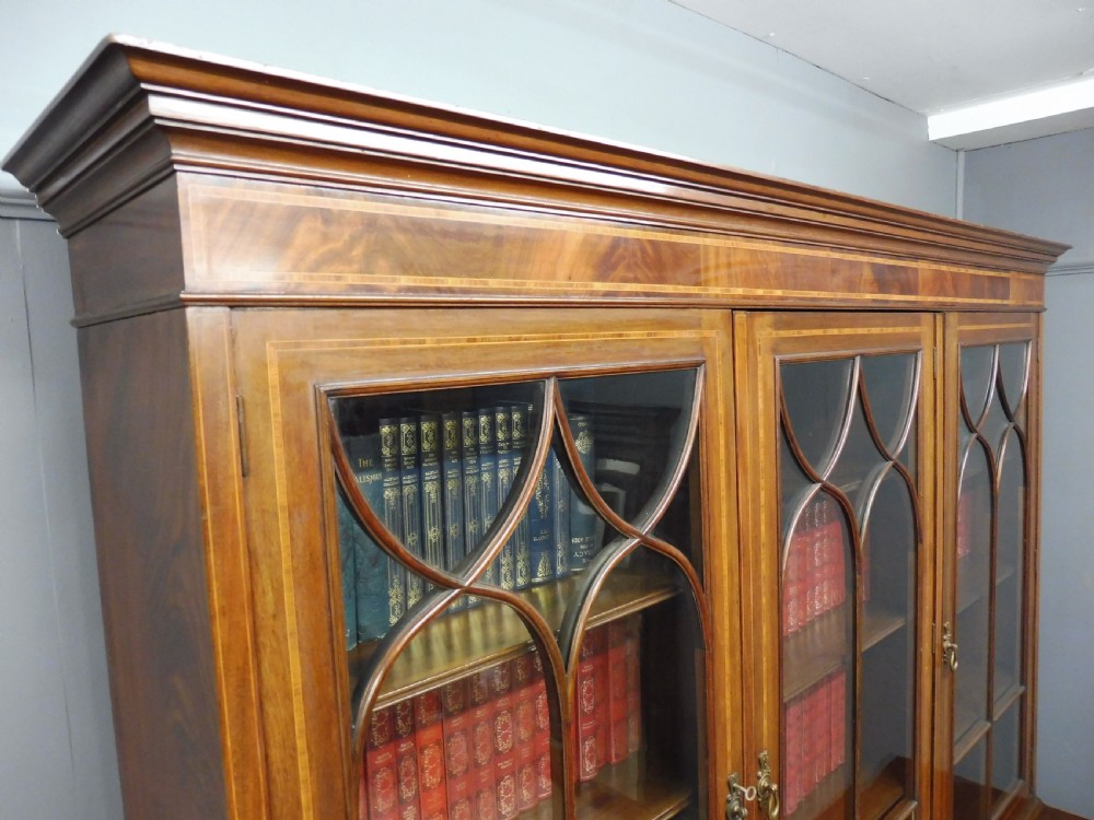 EDWARDIAN MAHOGANY INLAID LIBRARY BOOKCASE View IX