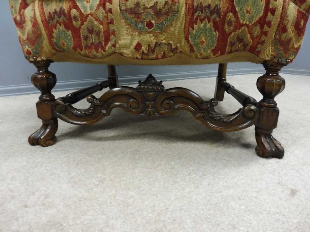 BEAUTIFUL LARGE 19TH CENTURY ARMCHAIR View IV