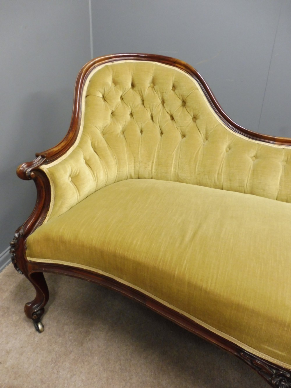 VICTORIAN ROSEWOOD CHAISE LONGUE  View VI