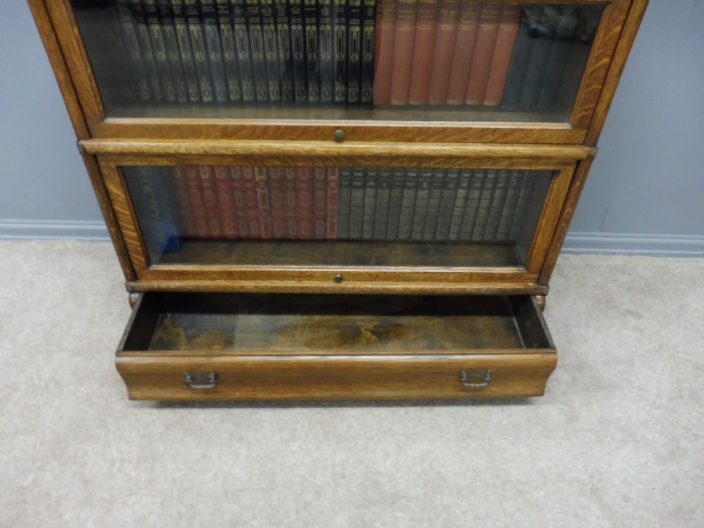 TALL GOLDEN OAK GLOBE WERNICKE BOOKCASE View VI