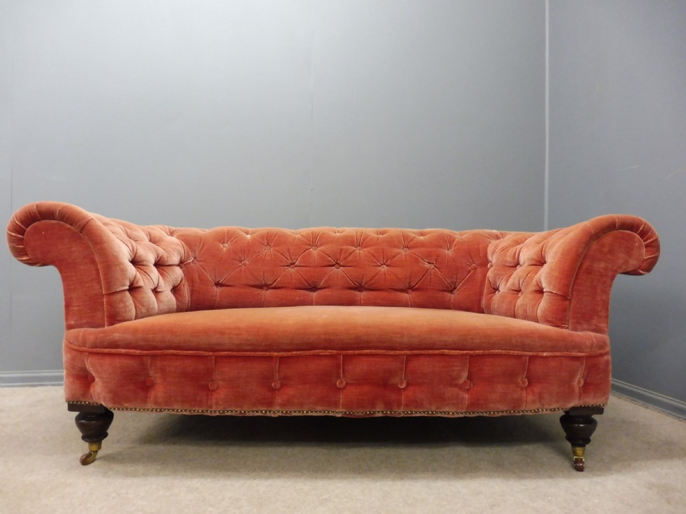 VICTORIAN VELVET CHESTERFIELD SOFA