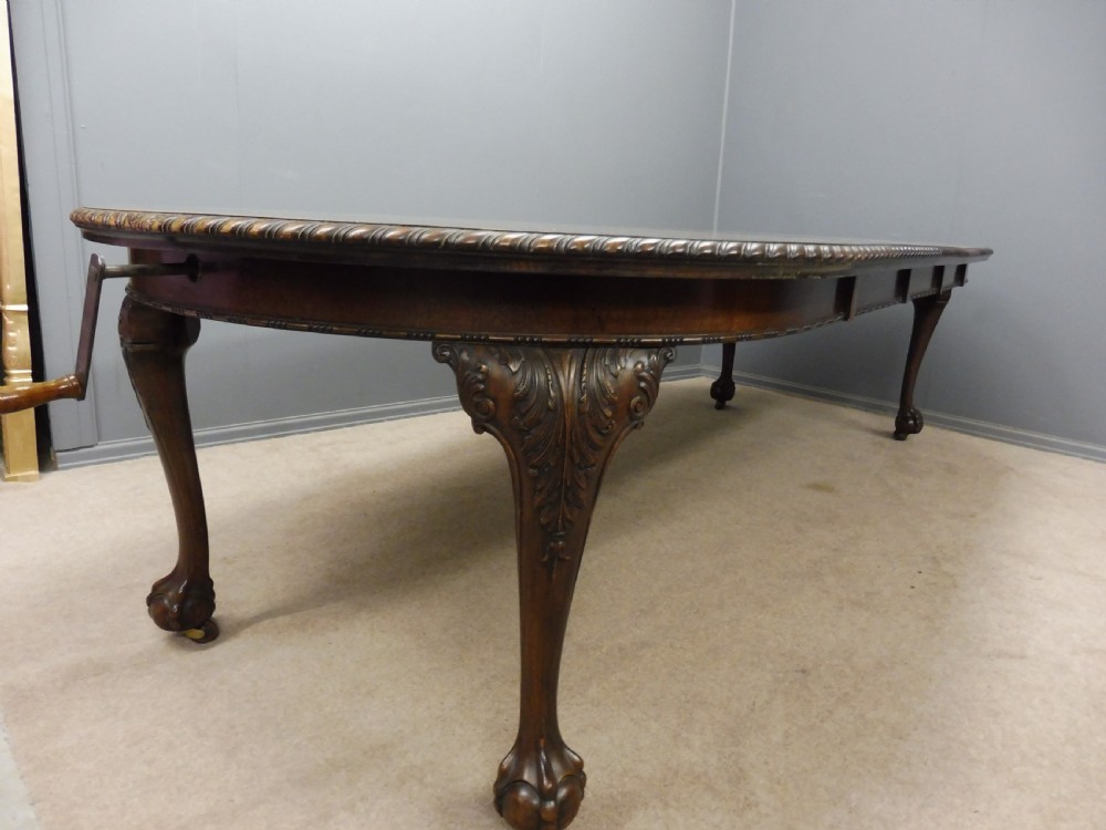 LARGE EDWARDIAN MAHOGANY EXTENDING DINING TABLE SEATS 10 View II