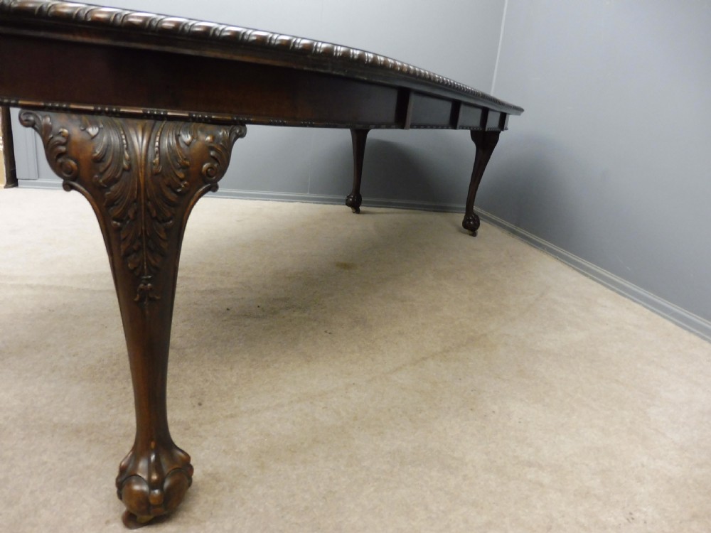 LARGE EDWARDIAN MAHOGANY EXTENDING DINING TABLE SEATS 10 View X