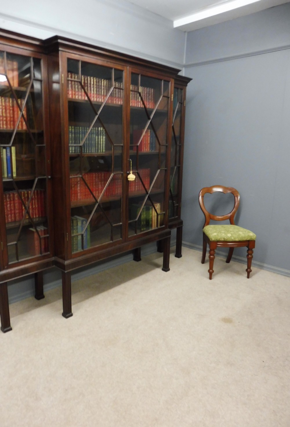 LARGE EDWARDIAN MAHOGANY COUNTRY HOUSE BOOKCASE ON STAND View VII