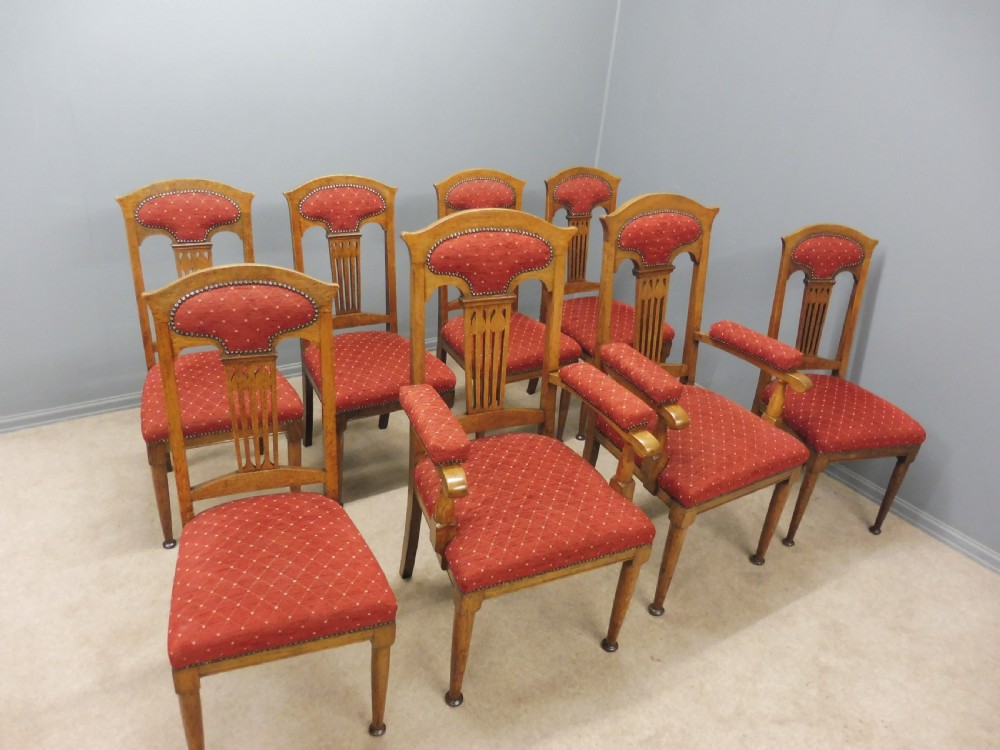 SET OF 8 OAK ARTS AND CRAFTS DINING CHAIRS